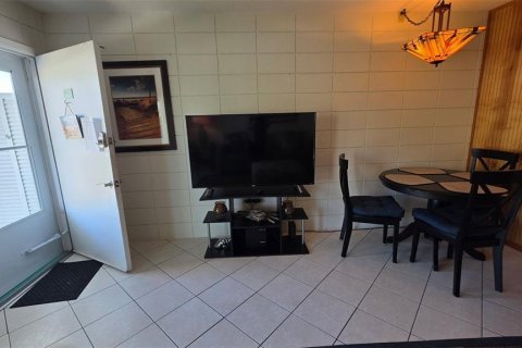 Studio in the Condo in New Smyrna Beach, Florida № 2235074 - photo 3