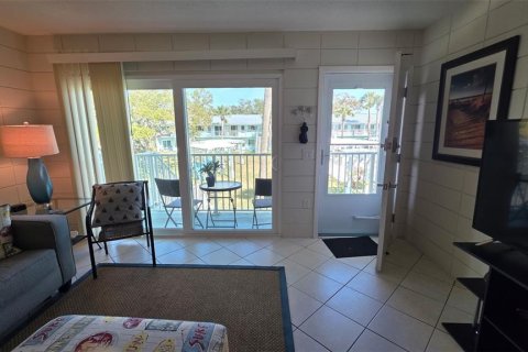 Studio in the Condo in New Smyrna Beach, Florida № 2235074 - photo 2