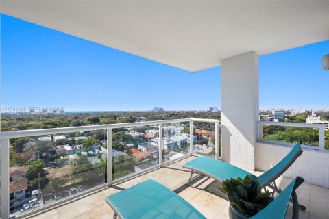 Купить кондоминиум в Майами, Флорида 2 спальни, 97.18м2, № 2028629 - фото 10