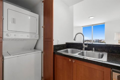 Купить кондоминиум в Майами, Флорида 2 спальни, 97.18м2, № 2028629 - фото 7