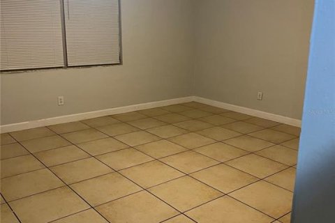 House in Bradenton, Florida 4 bedrooms, 126.81 sq.m. № 2206338 - photo 21