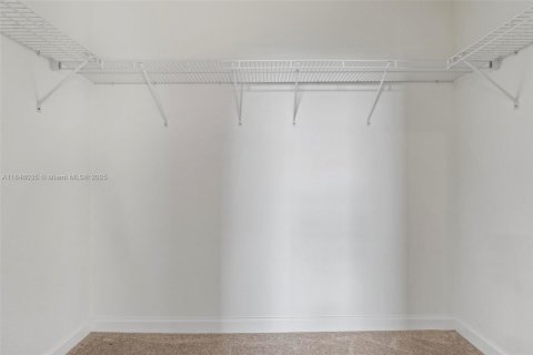 Купить таунхаус в Хайалиа, Флорида 3 спальни, 153.29м2, № 1936415 - фото 22