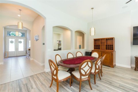 House in Apollo Beach, Florida 4 bedrooms, 231.51 sq.m. № 1784412 - photo 4