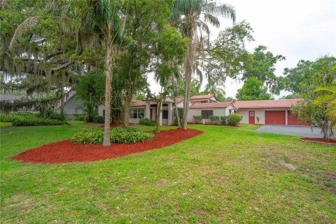 House in Orlando, Florida 4 bedrooms, 284.19 sq.m. № 1767772 - photo 2