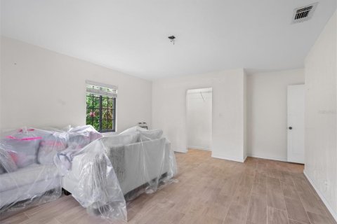 House in Orlando, Florida 4 bedrooms, 284.19 sq.m. № 1767772 - photo 25