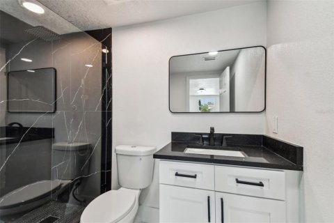 House in Clearwater, Florida 4 bedrooms, 133.5 sq.m. № 1848490 - photo 29