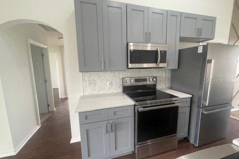 House in Kissimmee, Florida 4 bedrooms, 157 sq.m. № 1718799 - photo 7