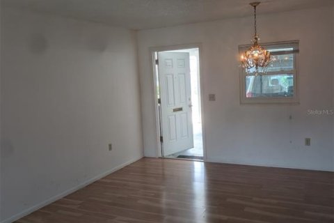 Casa en alquiler en Bradenton, Florida, 2 dormitorios, 80.36 m2 № 2113943 - foto 2