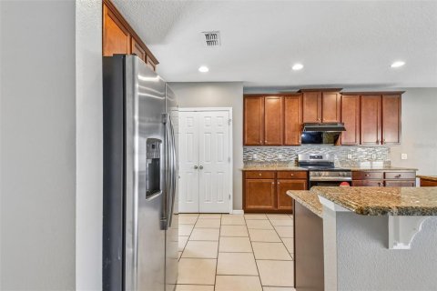 Casa en venta en Davenport, Florida, 5 dormitorios, 311.97 m2 № 2102121 - foto 15