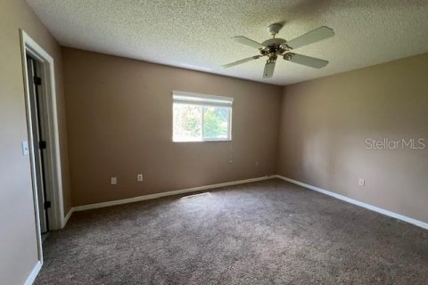 House in Summerfield, Florida 2 bedrooms, 120.4 sq.m. № 1904340 - photo 11