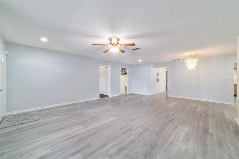 Villa ou maison à vendre à Ocala, Floride: 3 chambres, 161.84 m2 № 1904563 - photo 10