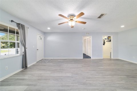 Villa ou maison à vendre à Ocala, Floride: 3 chambres, 161.84 m2 № 1904563 - photo 17