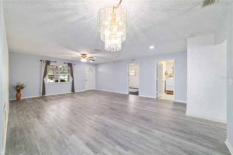 Villa ou maison à vendre à Ocala, Floride: 3 chambres, 161.84 m2 № 1904563 - photo 12