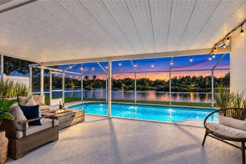 Casa en venta en Tampa, Florida, 3 dormitorios, 141.03 m2 № 2425665 - foto 4