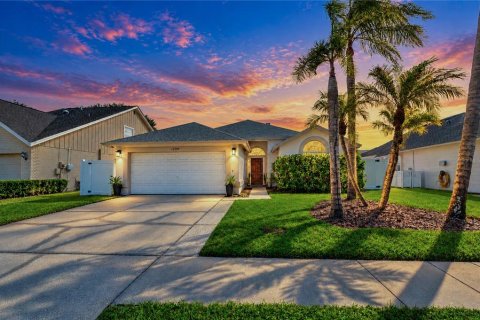 Casa en venta en Tampa, Florida, 3 dormitorios, 141.03 m2 № 2425665 - foto 3