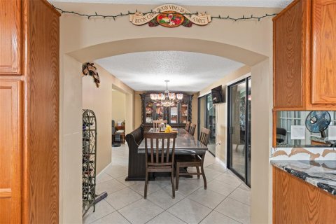 House in Holiday, Florida 4 bedrooms, 266.54 sq.m. № 1826570 - photo 14