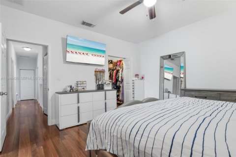 Casa en venta en Homestead, Florida, 4 dormitorios, 163.69 m2 № 2001038 - foto 19