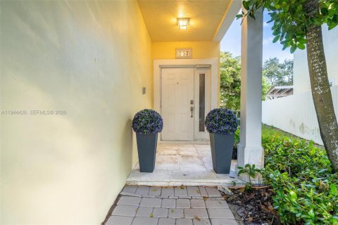 Casa en venta en Homestead, Florida, 4 dormitorios, 163.69 m2 № 2001038 - foto 4