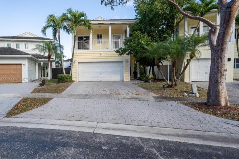 Casa en venta en Homestead, Florida, 4 dormitorios, 163.69 m2 № 2001038 - foto 2
