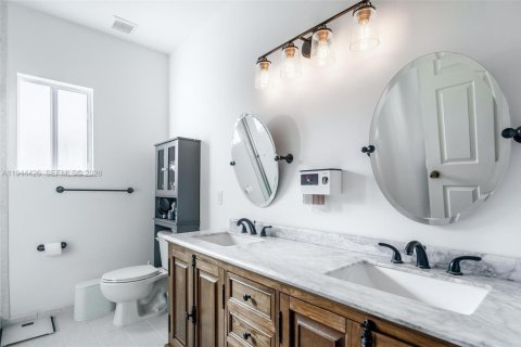 Casa en venta en Homestead, Florida, 4 dormitorios, 163.69 m2 № 2001038 - foto 22