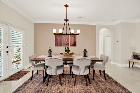 House in Homestead, Florida 5 bedrooms, 304.35 sq.m. № 2036250 - photo 6