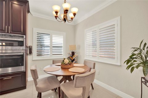 House in Homestead, Florida 5 bedrooms, 304.35 sq.m. № 2036250 - photo 11