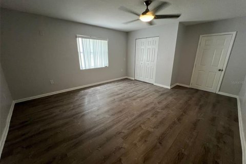Villa ou maison à louer à Lakeland, Floride: 5 chambres, 212.28 m2 № 1839817 - photo 11