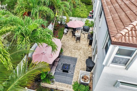 Villa ou maison à vendre à Miramar, Floride: 4 chambres, 190.82 m2 № 1836009 - photo 16