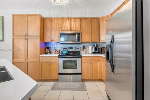 Villa ou maison à vendre à Miramar, Floride: 4 chambres, 190.82 m2 № 1836009 - photo 20