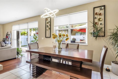 Villa ou maison à vendre à Miramar, Floride: 4 chambres, 190.82 m2 № 1836009 - photo 22