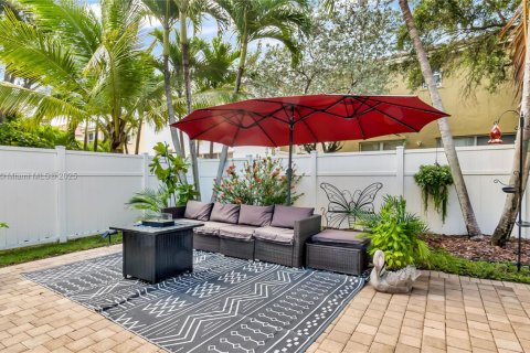 Villa ou maison à vendre à Miramar, Floride: 4 chambres, 190.82 m2 № 1836009 - photo 17