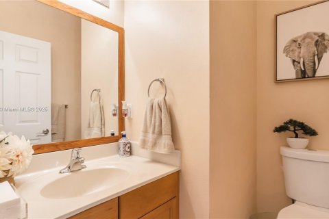 Villa ou maison à vendre à Miramar, Floride: 4 chambres, 190.82 m2 № 1836009 - photo 12