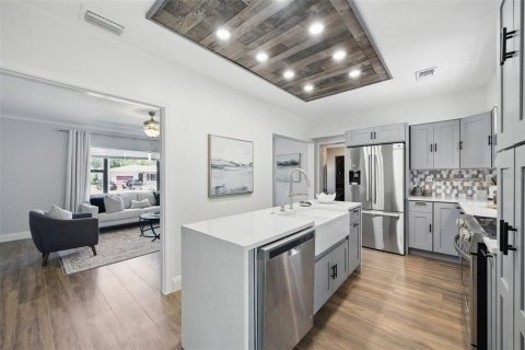 Casa en venta en Saint Petersburg, Florida, 3 dormitorios, 142.14 m2 № 1907558 - foto 10