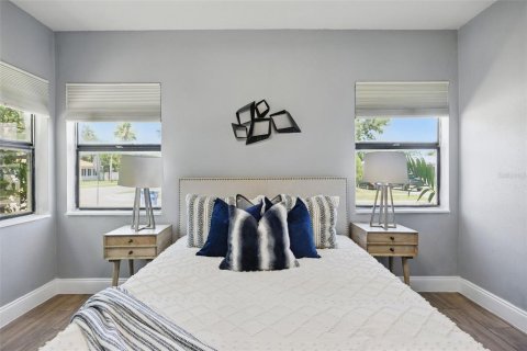 Casa en venta en Saint Petersburg, Florida, 3 dormitorios, 142.14 m2 № 1907558 - foto 16