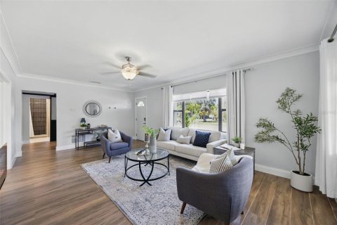 Casa en venta en Saint Petersburg, Florida, 3 dormitorios, 142.14 m2 № 1907558 - foto 7