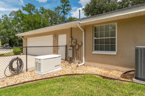 House in Ocala, Florida 4 bedrooms, 229.75 sq.m. № 1902790 - photo 10