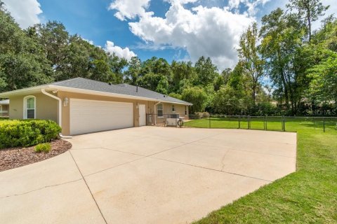 House in Ocala, Florida 4 bedrooms, 229.75 sq.m. № 1902790 - photo 7