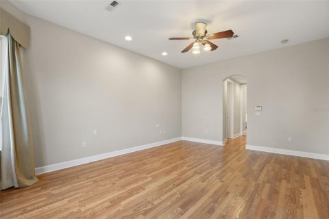 Casa en alquiler en Orlando, Florida, 6 dormitorios, 414.62 m2 № 2219386 - foto 29