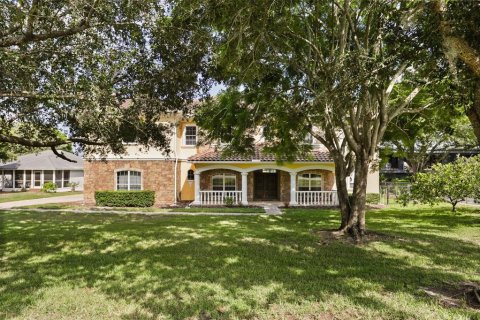Casa en alquiler en Orlando, Florida, 6 dormitorios, 414.62 m2 № 2219386 - foto 6
