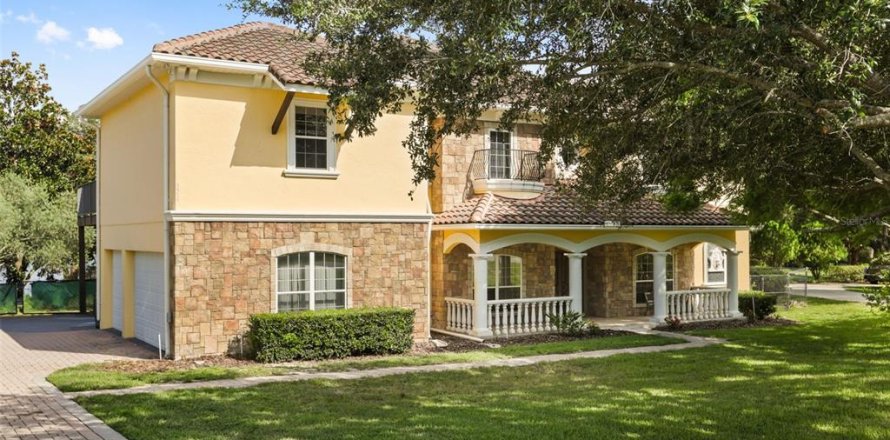 Casa en Orlando, Florida 6 dormitorios, 414.62 m2 № 2219386
