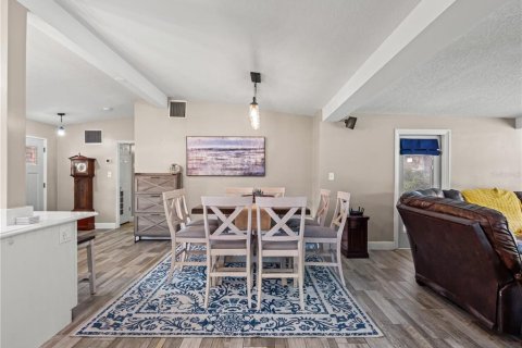 Casa en venta en Orlando, Florida, 3 dormitorios, 148.74 m2 № 2388632 - foto 16