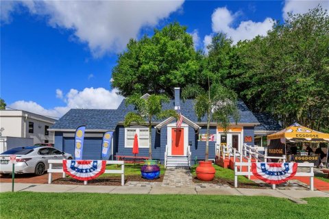 Propiedad comercial en venta en Orlando, Florida, 232.26 m2 № 1869814 - foto 4