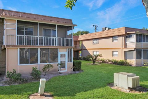 Condo in Delray Beach, Florida, 2 bedrooms  № 2082052 - photo 15