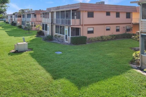 Condo in Delray Beach, Florida, 2 bedrooms  № 2082052 - photo 16