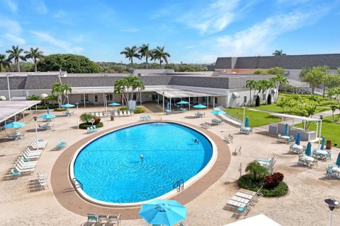 Condo in Delray Beach, Florida, 2 bedrooms  № 2082052 - photo 25