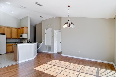 Adosado en venta en Wesley Chapel, Florida, 2 dormitorios, 109.25 m2 № 2092783 - foto 5
