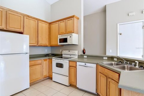 Adosado en venta en Wesley Chapel, Florida, 2 dormitorios, 109.25 m2 № 2092783 - foto 14