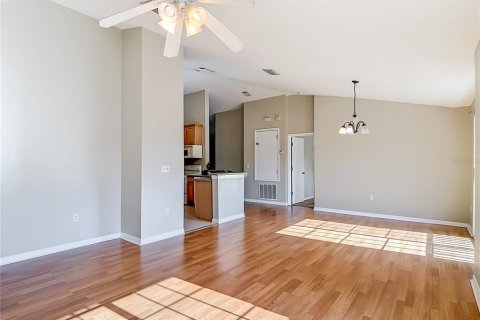 Adosado en venta en Wesley Chapel, Florida, 2 dormitorios, 109.25 m2 № 2092783 - foto 13