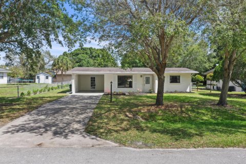 Casa en alquiler en Fort Pierce, Florida, 2 dormitorios, 96.99 m2 № 1018153 - foto 1