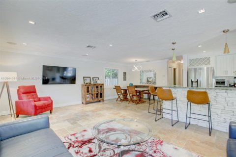 Villa ou maison à louer à Hollywood, Floride: 2 chambres, 130.06 m2 № 1959070 - photo 25